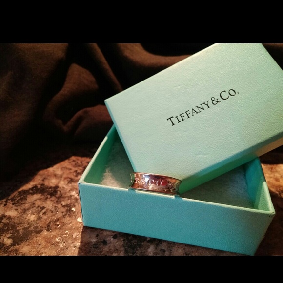 ❤❤SOLD❤❤💙💧Tiffany & Company💦💙