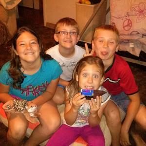 Meet your Posher, Lindy