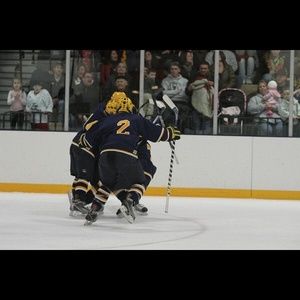 Meet your Posher, Connor