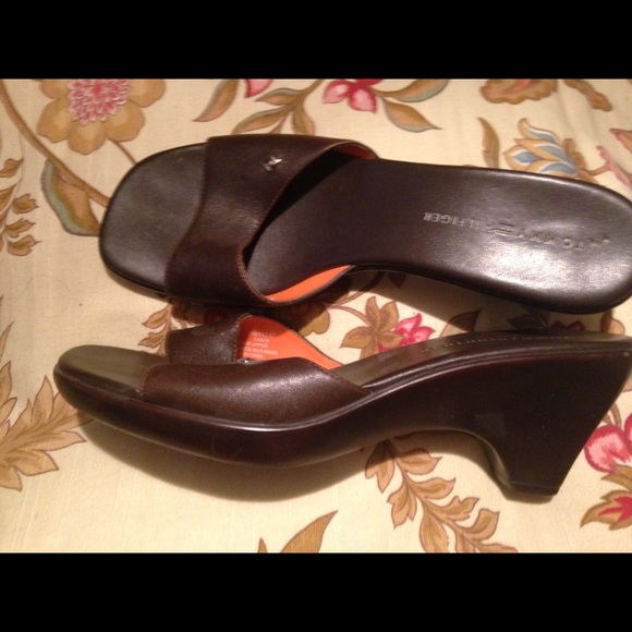 Brown shoes.