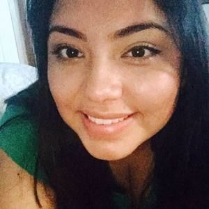 Meet your Posher, Perla