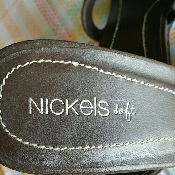 Shoes - Picture 3 of 4