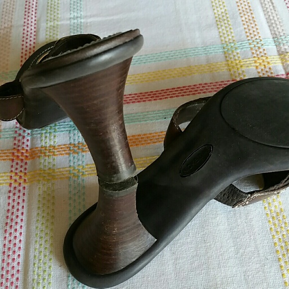 Shoes - Picture 4 of 4