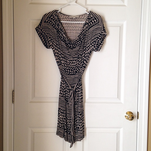Ann Taylor LOFT dress, size XS, black and tan