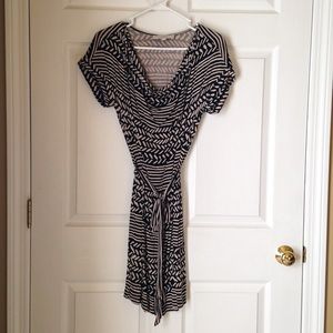 Ann Taylor LOFT dress, size XS, black and tan