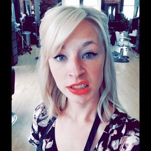 Meet your Posher, Erin