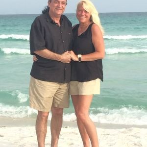 Meet your Posher, Leslie