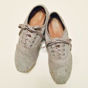 TOMS Shoes