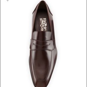 Mens Ferragamo dress shoes size 10