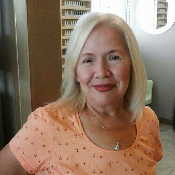 Meet your Posher, Norma