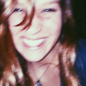 Meet your Posher, Cassie