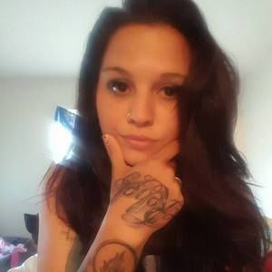 Meet your Posher, Daniela