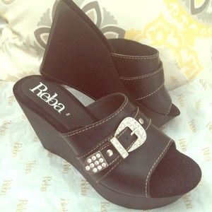 Ladies designer shoes