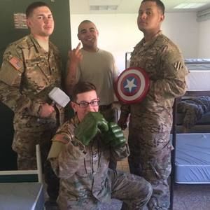 Meet your Posher, Carl