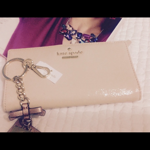 kate spade Clutches & Wallets - Brand New Kate Spade Patent Wallet clutch