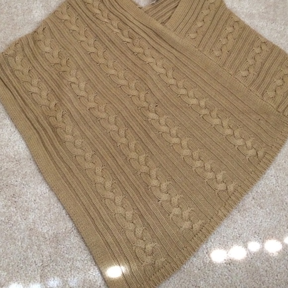 Sweater poncho