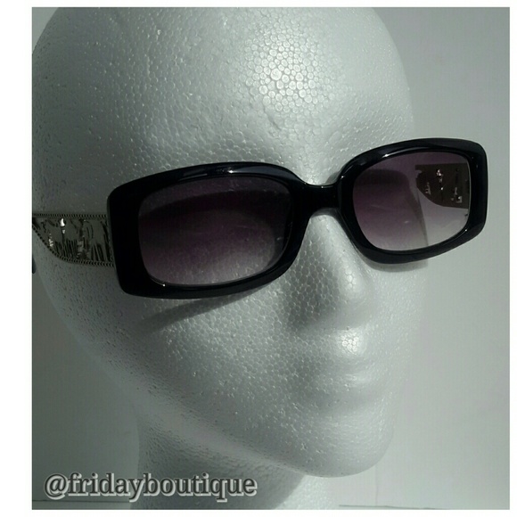 New Chico's Sunglasses - Picture 2 of 4