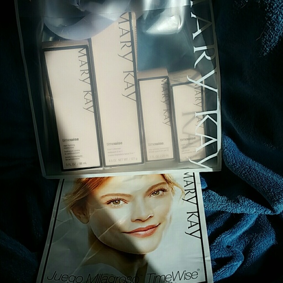 Mary Kay TimeWise Miracle Set Age defying