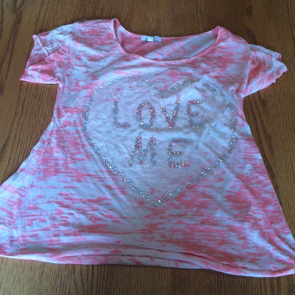 Delia's "love me" shirt medium