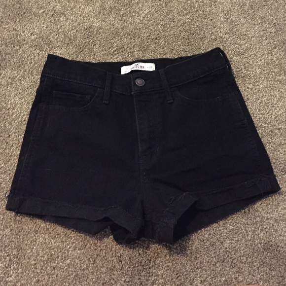 Black hollister shorts