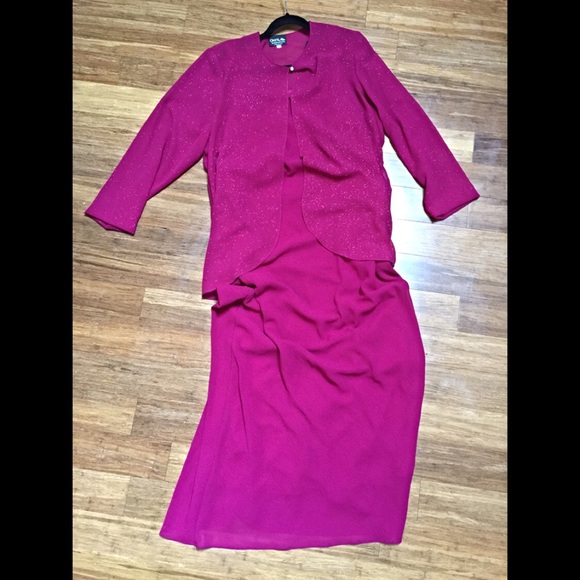 Elegant Plus Sz Evening Dress w/Jacket - Picture 2 of 3