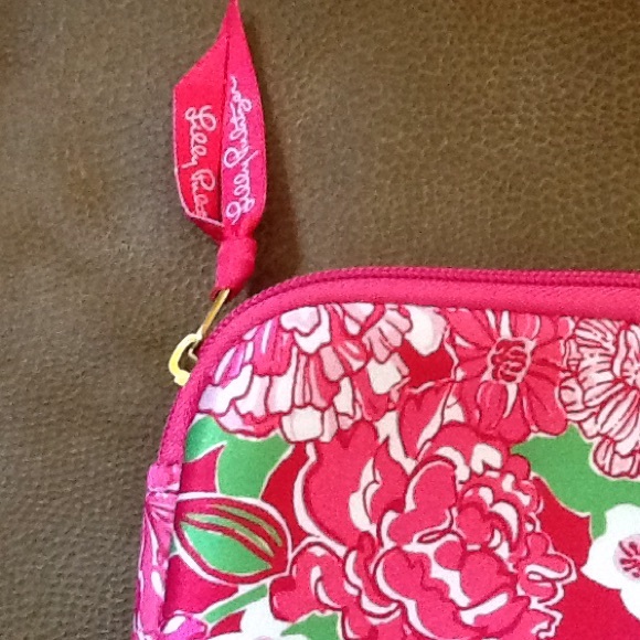 Lily Pulitzer-  regular size iPad Sleeve - Picture 4 of 4
