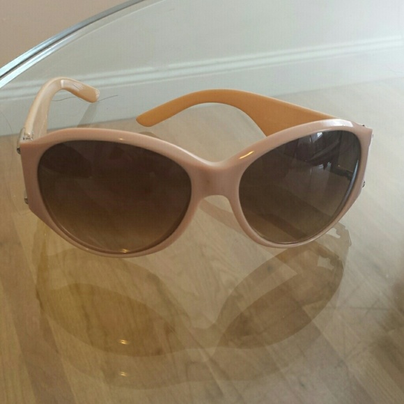 Authentic Burberry sunglasses