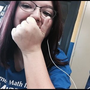 Meet your Posher, Brittney