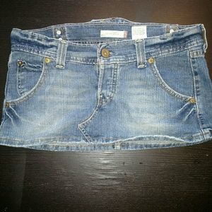 LEVI'S Denim Mini Skirt with Belt!