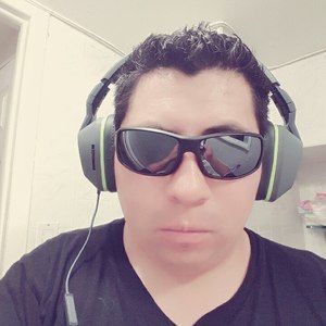 Meet your Posher, Juan