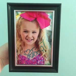 Authentic Jojo Signature