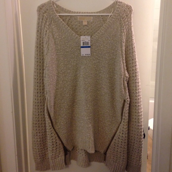 Michael Kors V-neck knit sweater with zippers!