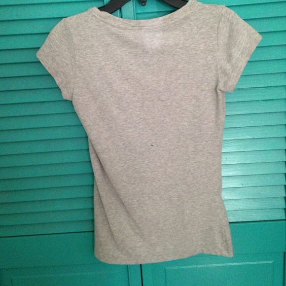 Grey V-Neck - Picture 2 of 2
