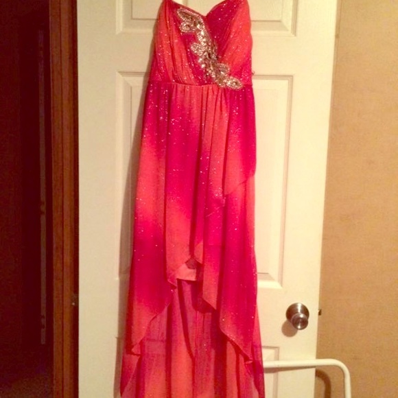 Beautiful dress😍