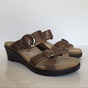 Mephisto platform slip on sandal
