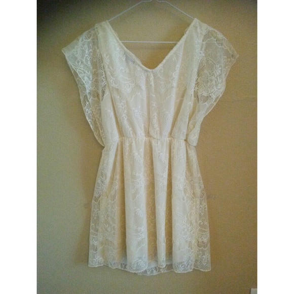 Simple and Casual but Cute Flora Lace White Dress