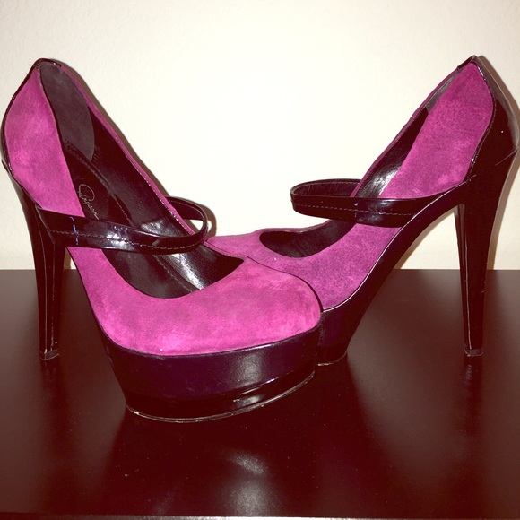 Jessica Simpson heels