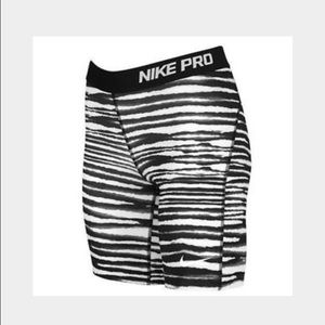 Nike pro above knees short
