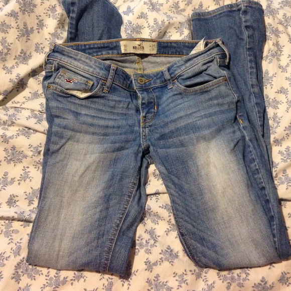 Hollister jeans