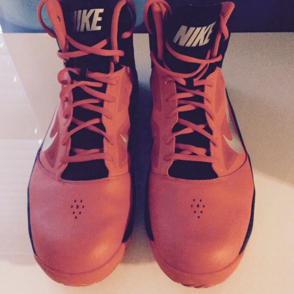 Nike Zoom Basketball Shoes. Low Price