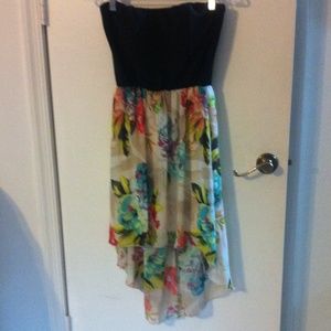 Strapless dress