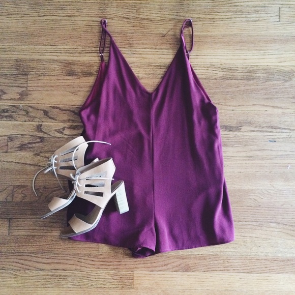 MAROON ROMPER.