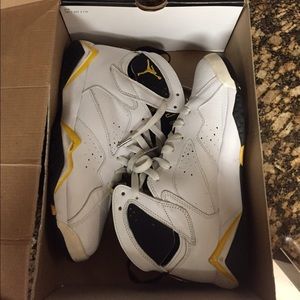air Jordan 7 maize 6.5y