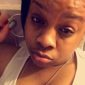 Meet your Posher, Alishaa