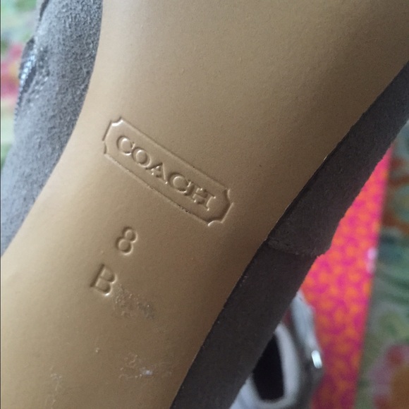 Never worn them - Picture 2 of 4