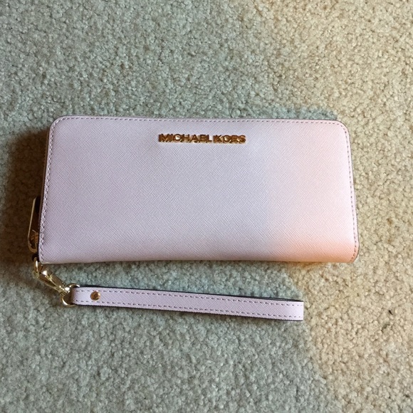 Jet Set Travel Leather Continental Wallet