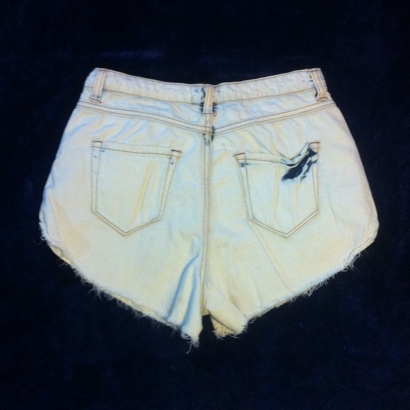 High waist bleach denim shorts - Picture 1 of 3