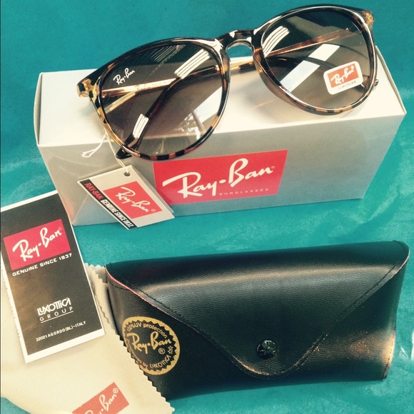 Ray-Ban Accessories - Ray Ban Sunglasses!