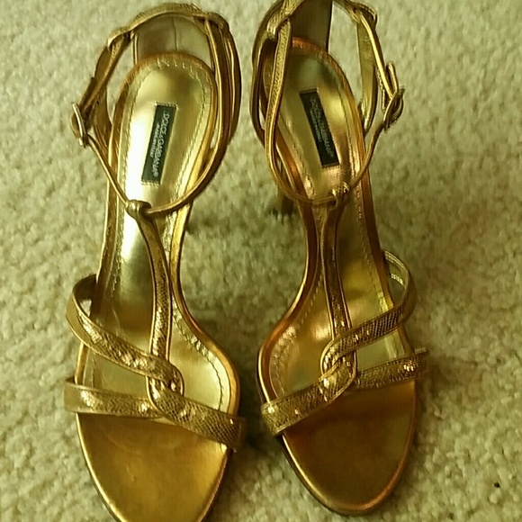 Gold Dulce Gabbana shoes size 10