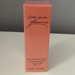 Estée Lauder Pleasures Perfume